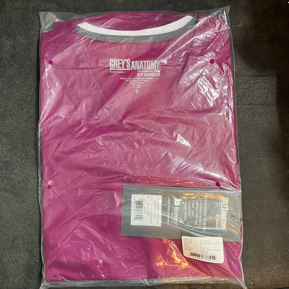 NWT Greys Anatomy scrub top